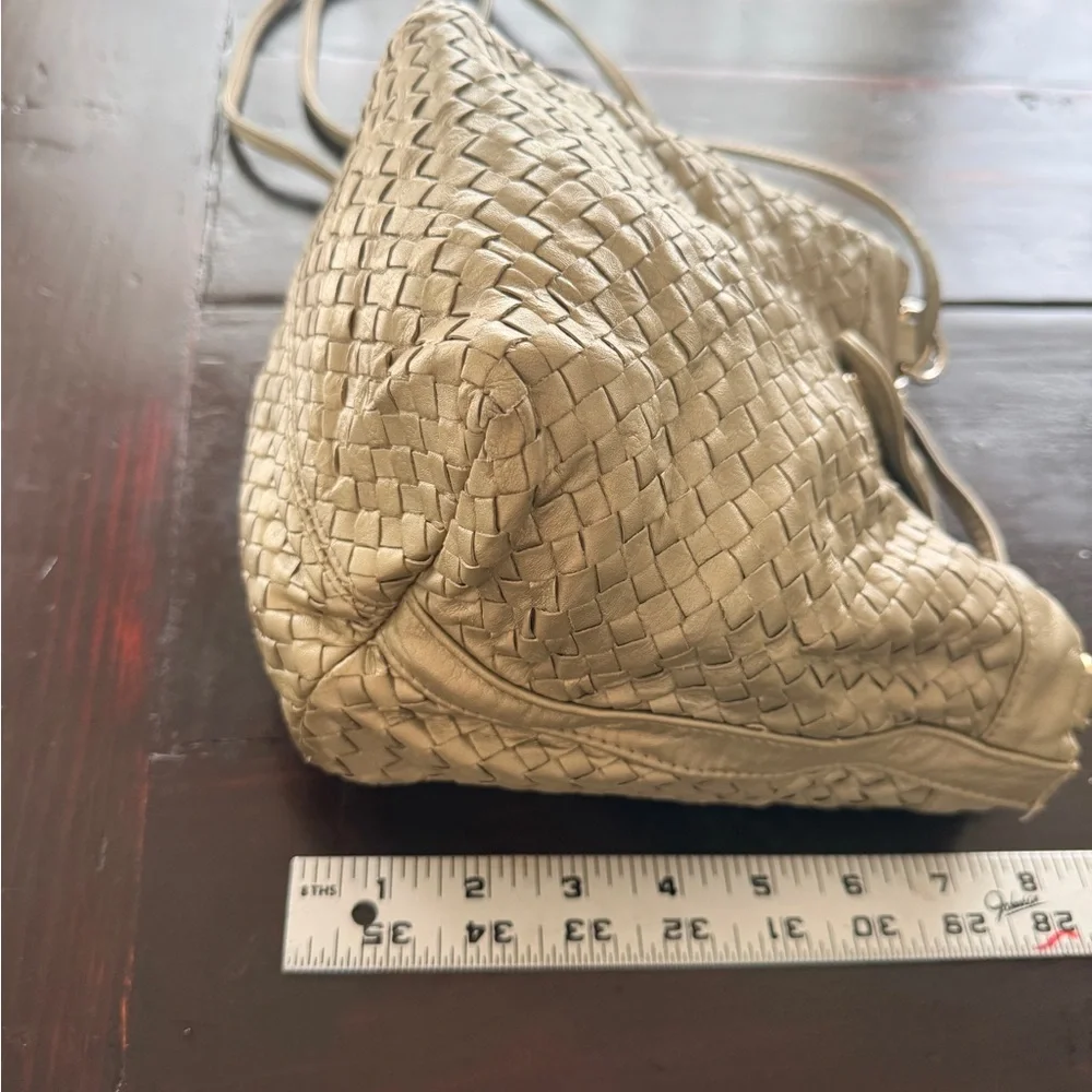 Ganson EUC (Botegga vibe) leather 
Metallic Woven buttery Crossbody, 
Shoulder - Picture 11 of 13